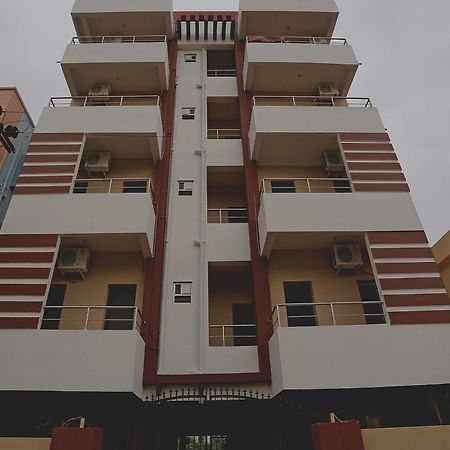 Oyo 17276 The Maple Tree Hotels Bhubaneswar Extérieur photo
