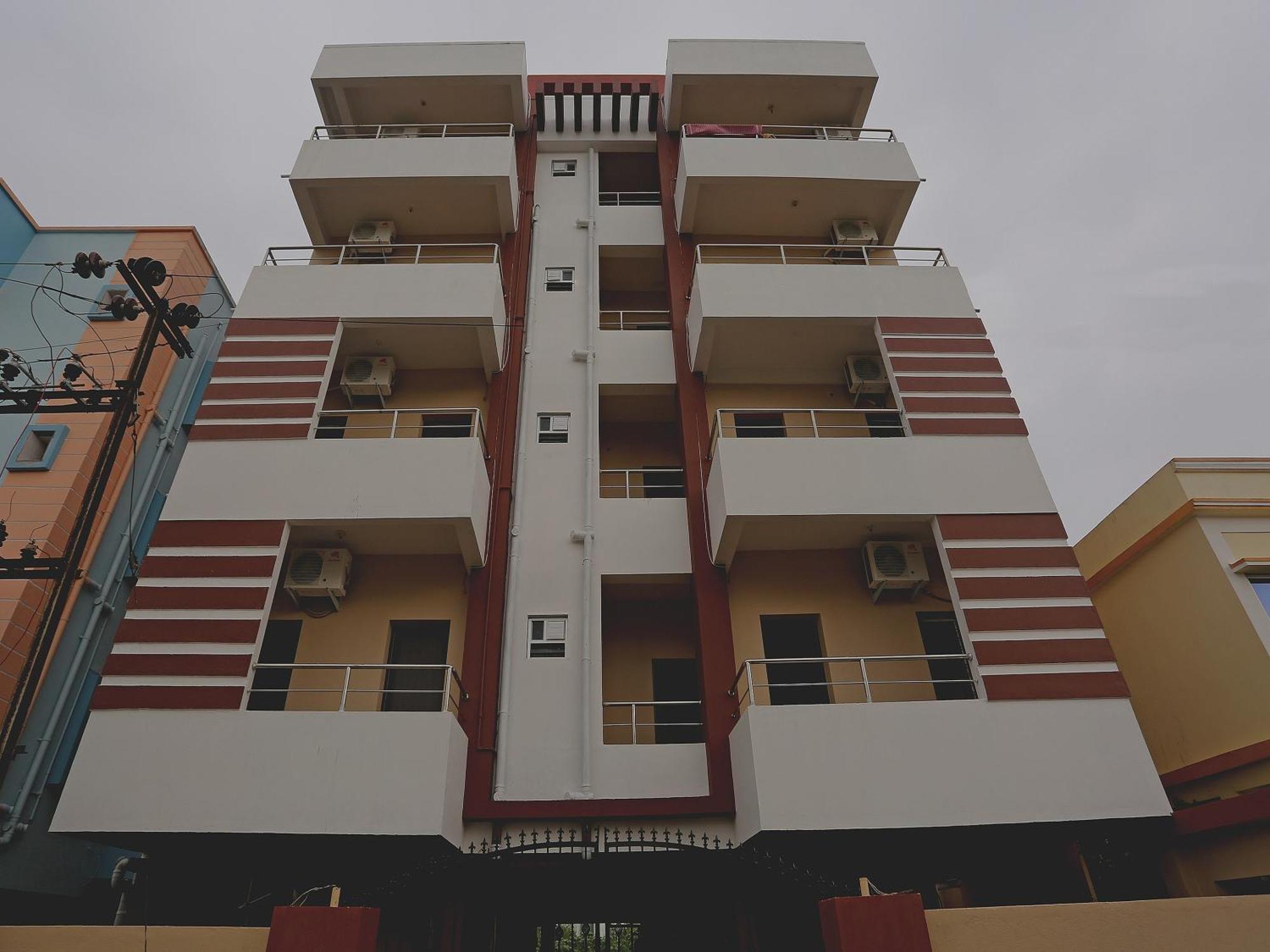 Oyo 17276 The Maple Tree Hotels Bhubaneswar Extérieur photo