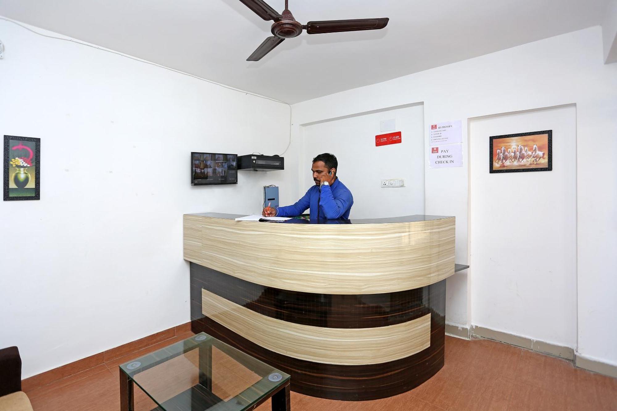 Oyo 17276 The Maple Tree Hotels Bhubaneswar Extérieur photo